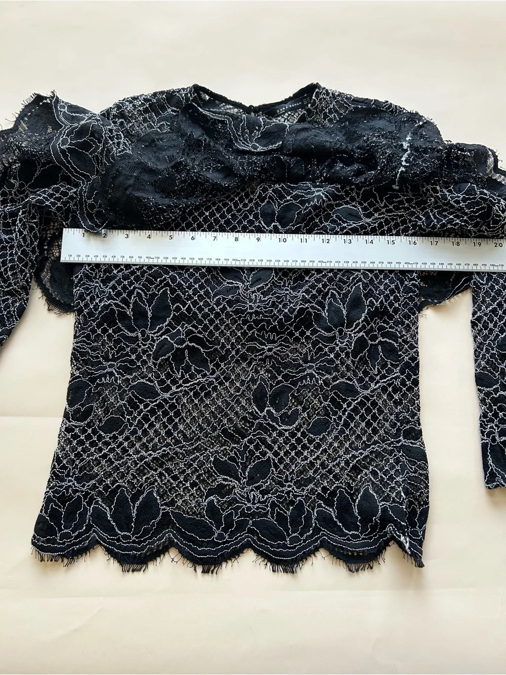 Zara Black Floral Lace Long-Sleeve Top with Ruffle Yoke size XS